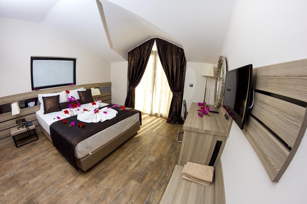 S3 Seahorse Beach Club Олудениз Номер фото
